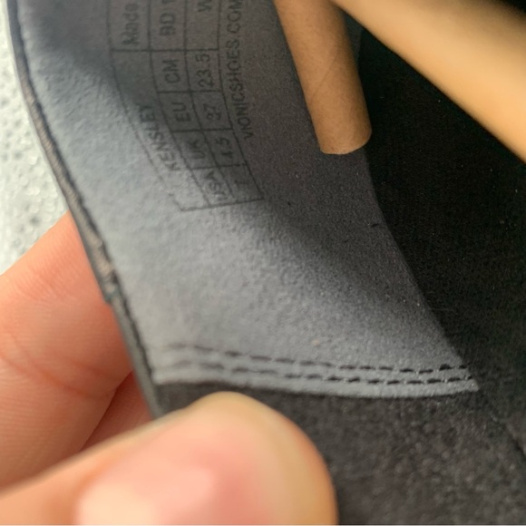 NWOB Vionic Womens Kensley Leather Slip On Loafers size 7 black leather 1083 - Picture 8 of 10